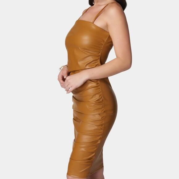 Bebe Carmel RUCHED MIDI VEGAN LEATHER DRESS - Picture 4 of 11